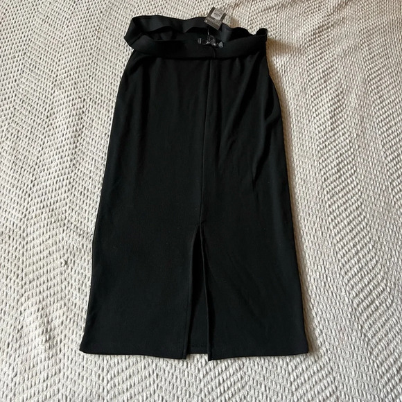 🖤Ribbed Mid Length Basic Skirt🖤 - Picture 4 of 6